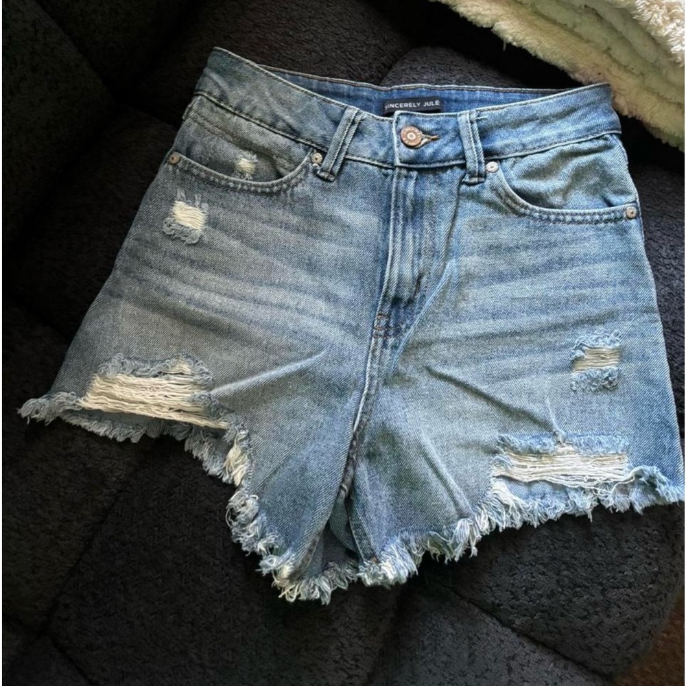 SINCERELY JULES FOR BANDIER • SHORTS
